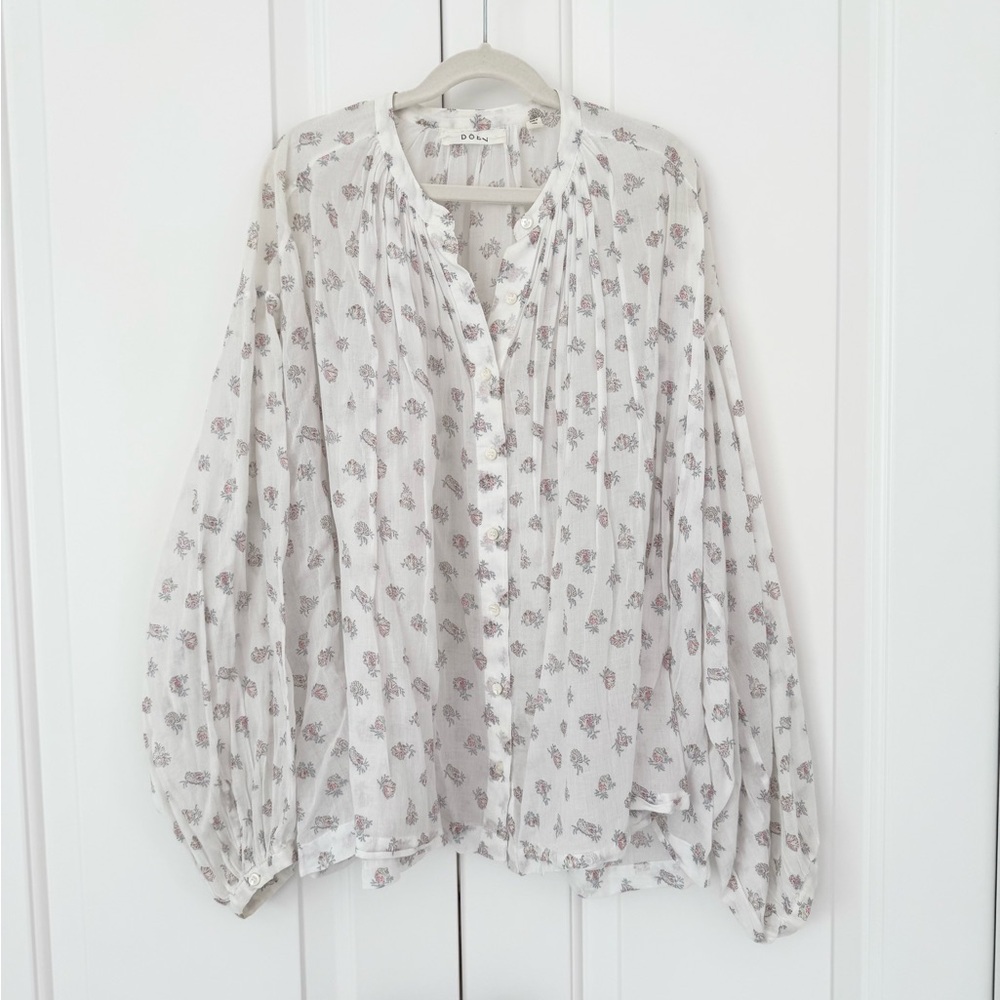 Doen White and Pink Floral Blouse